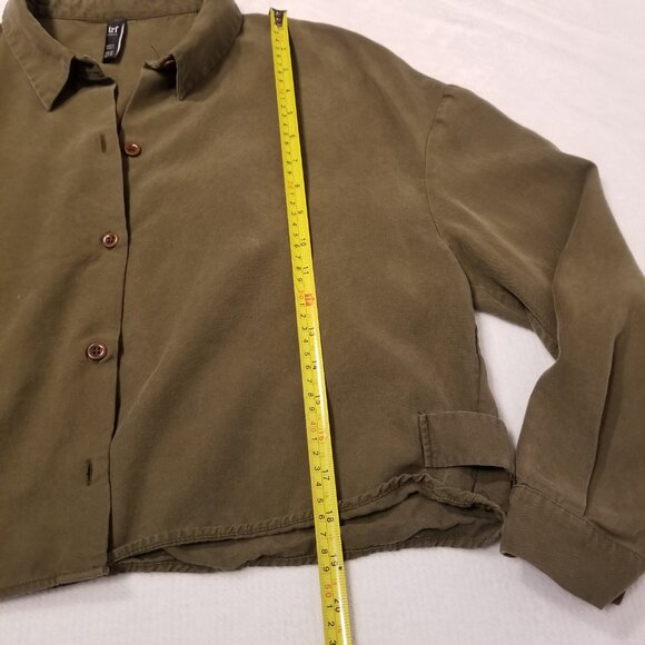 Cropped Button Down Shirt Long Sleeve Army Green Medium Zara TRF Collared Blouse - Picture 9 of 11
